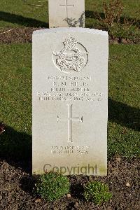 Harrogate (Stonefall) Cemetery - Hillis, Kenneth Millard